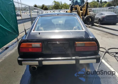 1981 Datsun 280Zx z USA, uszkodzony, nr VIN JN1HZ04S8BX265704
